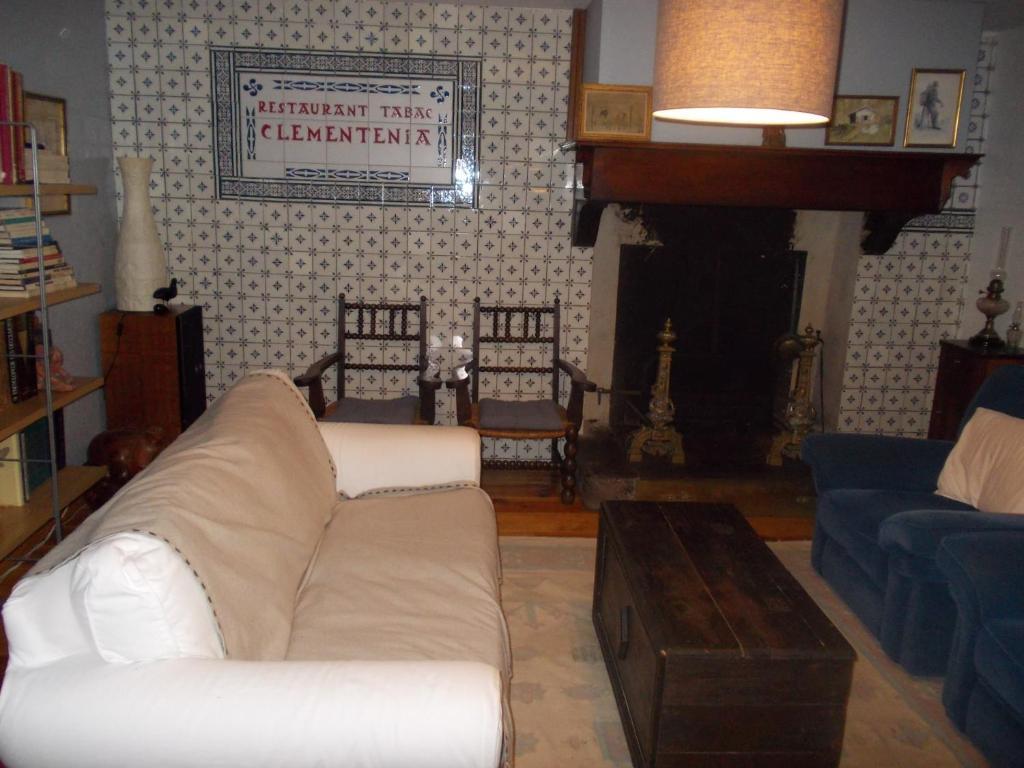 Hotel Le Clementenia Arneguy Ngoại thất bức ảnh